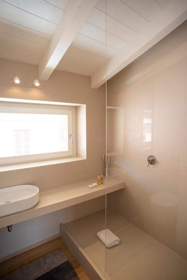 Time To Be - Luxury Apartments Centro Storico Пескиера дел Гарда Екстериор снимка