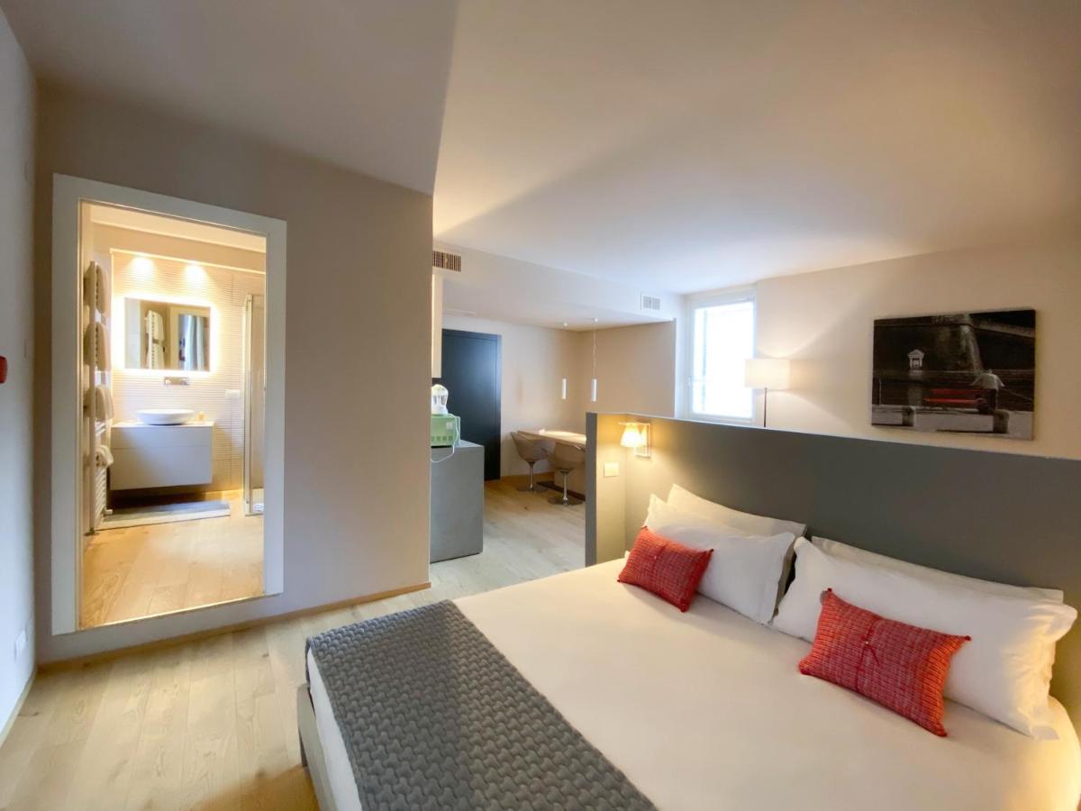 Time To Be - Luxury Apartments Centro Storico Пескиера дел Гарда Екстериор снимка