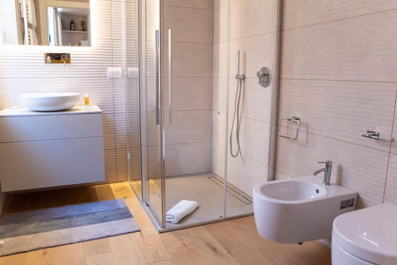 Time To Be - Luxury Apartments Centro Storico Пескиера дел Гарда Екстериор снимка