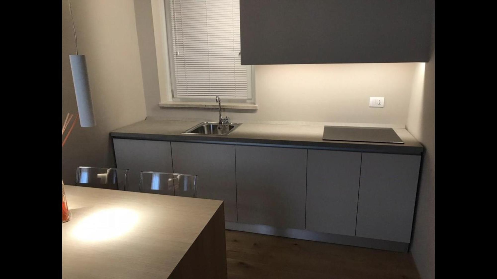 Time To Be - Luxury Apartments Centro Storico Пескиера дел Гарда Екстериор снимка