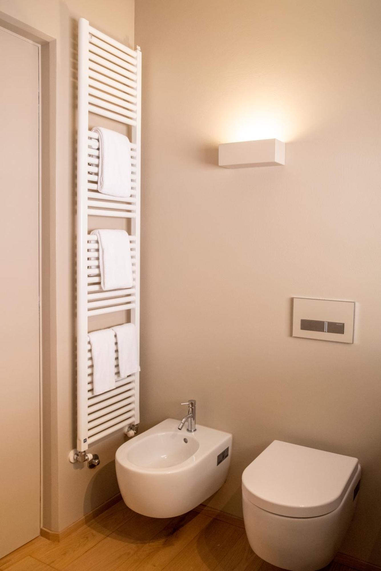Time To Be - Luxury Apartments Centro Storico Пескиера дел Гарда Екстериор снимка